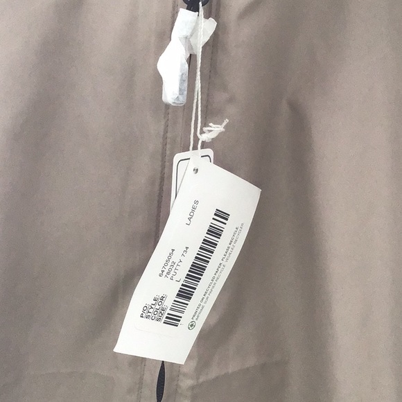 North End Jacket - Picture 2 of 5